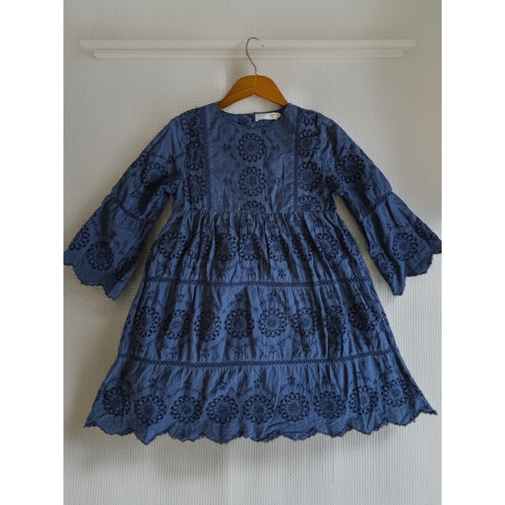 Zara Girl Navy Blue Embroidered Eyelet Dress 10Y (140cm)